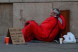 Bild für هواداران فوتبال به مشکلات افراد بی‌خانمان در آلمان توجه می کنند