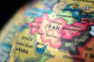 Bild für دوگانگی آلمان: سکوت در قبال غزه، اعتراض به اعدام یک دوتابعیتی در ایران