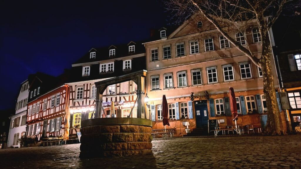 محله فراتر از یک آدرس