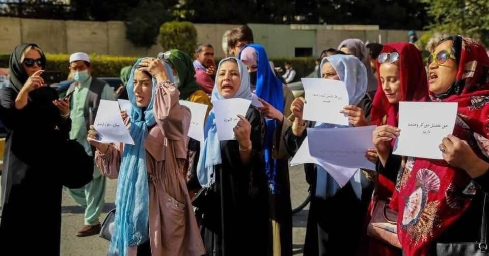 زهرا حقپرست