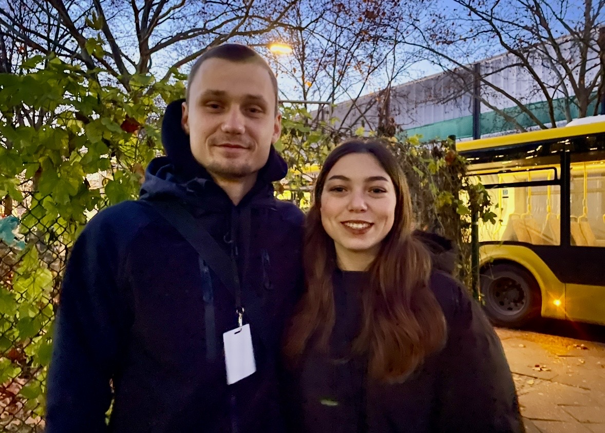 чоловіки 18-22