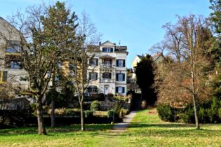 Bild für Кронберг – елітне „місто митців“ неподалік від Франкфурта