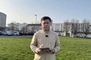 Bild für مصاحبه با مصطفی احمدی، یکی از کاندیدان شورای محل در نو ایزن‌بورگ (Neu-Isenburg)