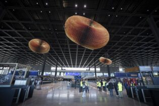 Bild für مطار فرانكفورت يفتتح مبناه الجديد 3.. تغييرات واسعة في توزيع الرحلات والبنية التشغيلية